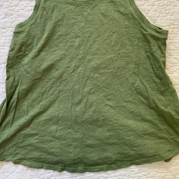 GAP Swing Super-Soft Tank - Picture 2 of 5